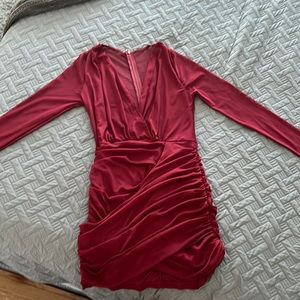 Deep V-neck red tight party dress, mesh long sleeve, mesh back